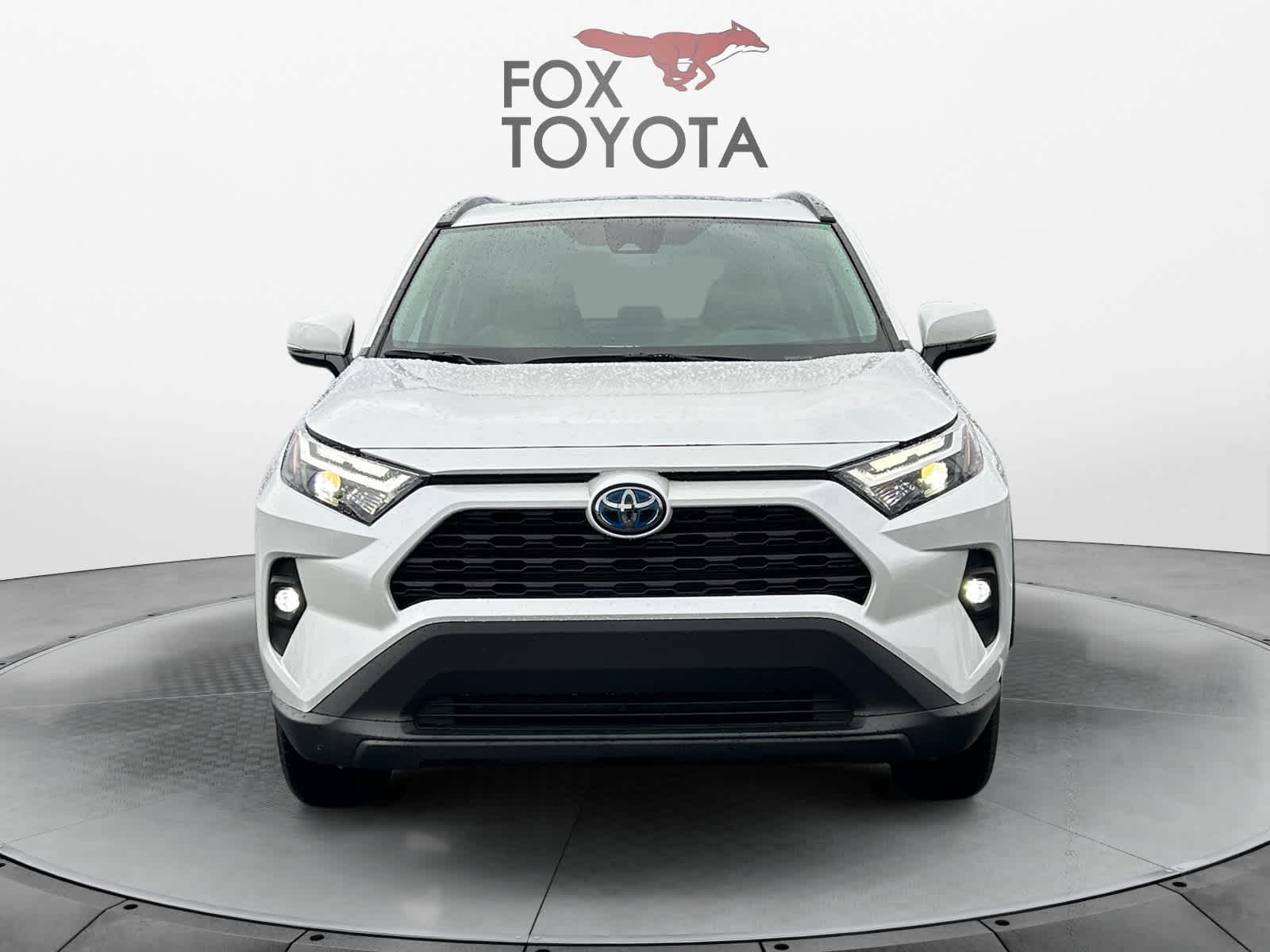 2024 Toyota RAV4 Hybrid XLE Premium 9