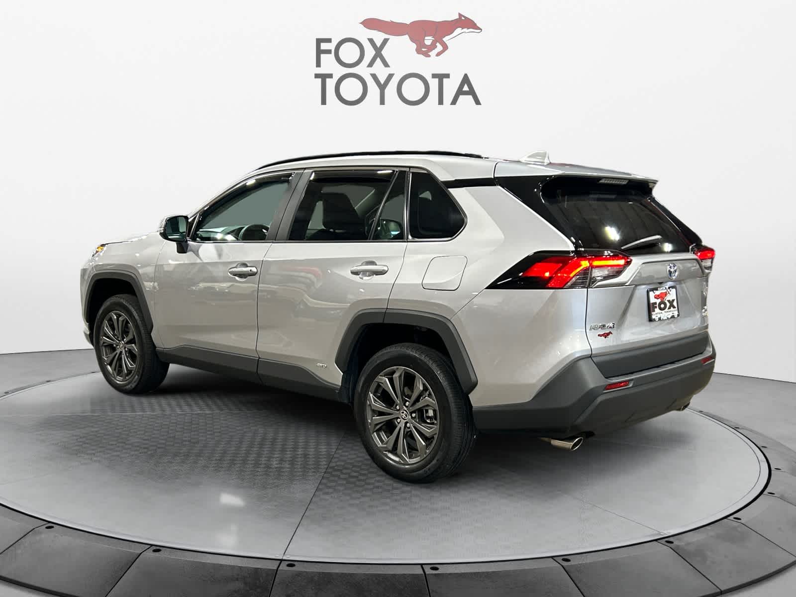 2022 Toyota RAV4 Hybrid XLE Premium 4