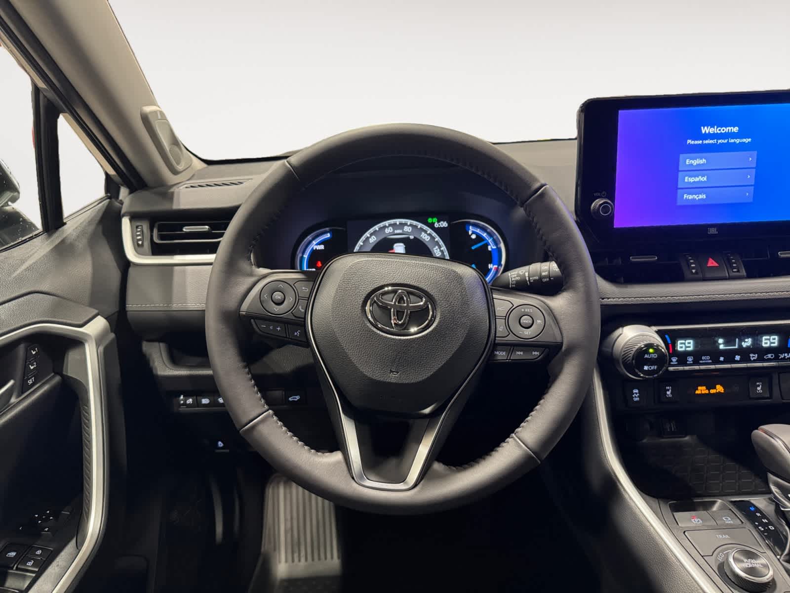 2025 Toyota RAV4 Hybrid XLE Premium 12