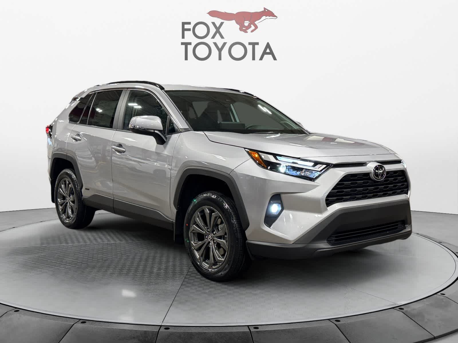 2025 Toyota RAV4 Hybrid XLE Premium 7