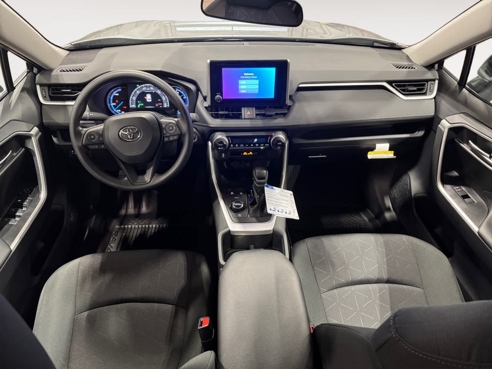 2025 Toyota RAV4 Hybrid XLE 10