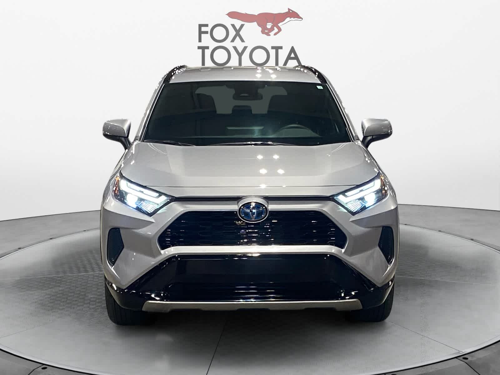 2024 Toyota RAV4 Hybrid SE 9