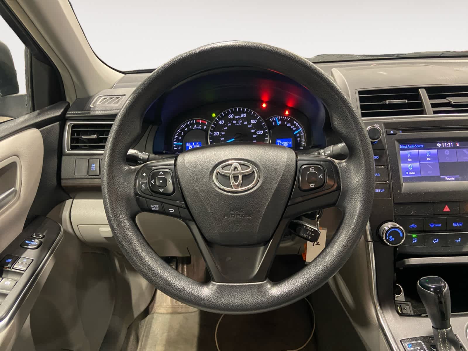 2015 Toyota Camry LE 13