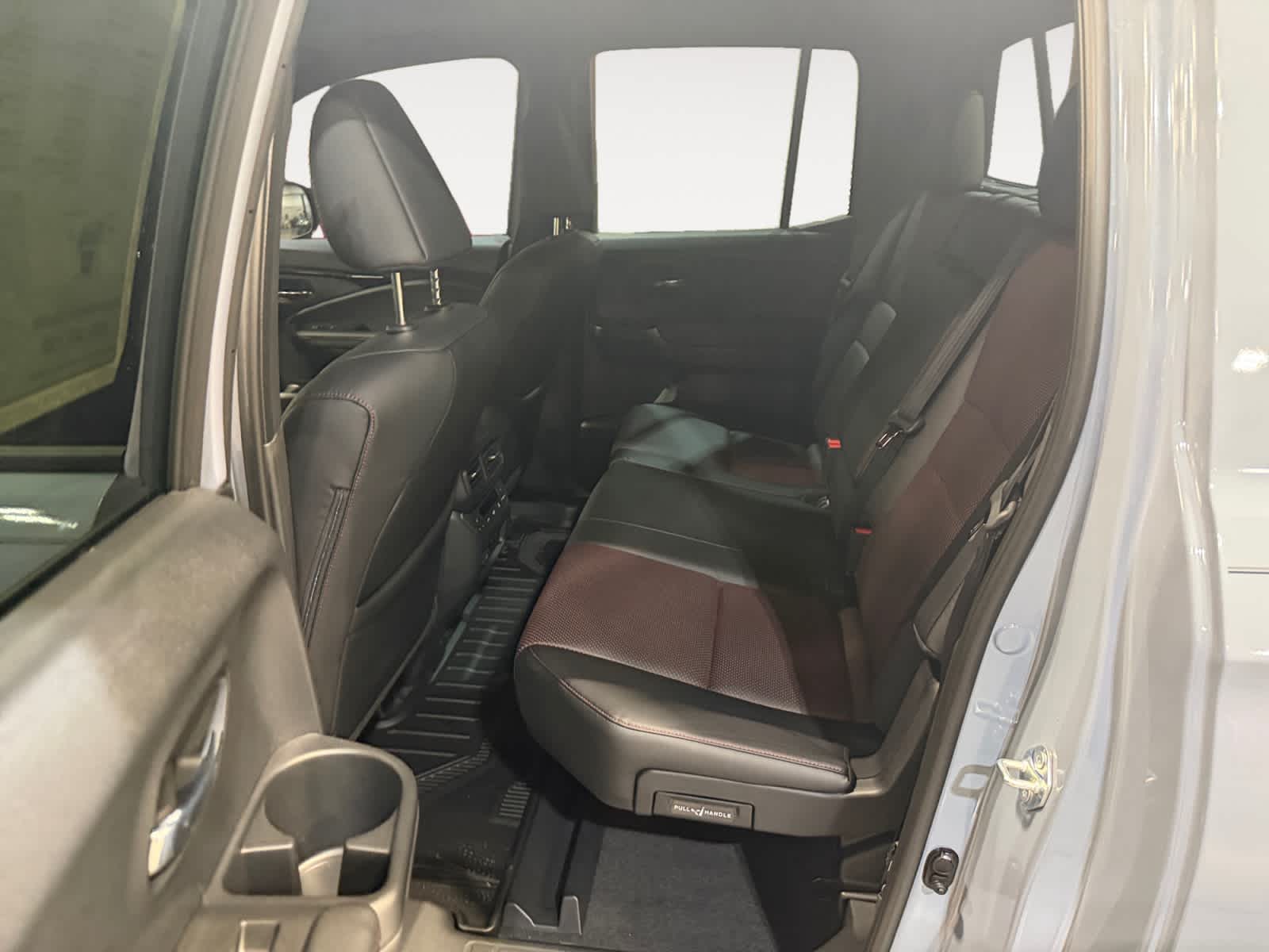 2026 Honda Ridgeline Black Edition - Photo 14
