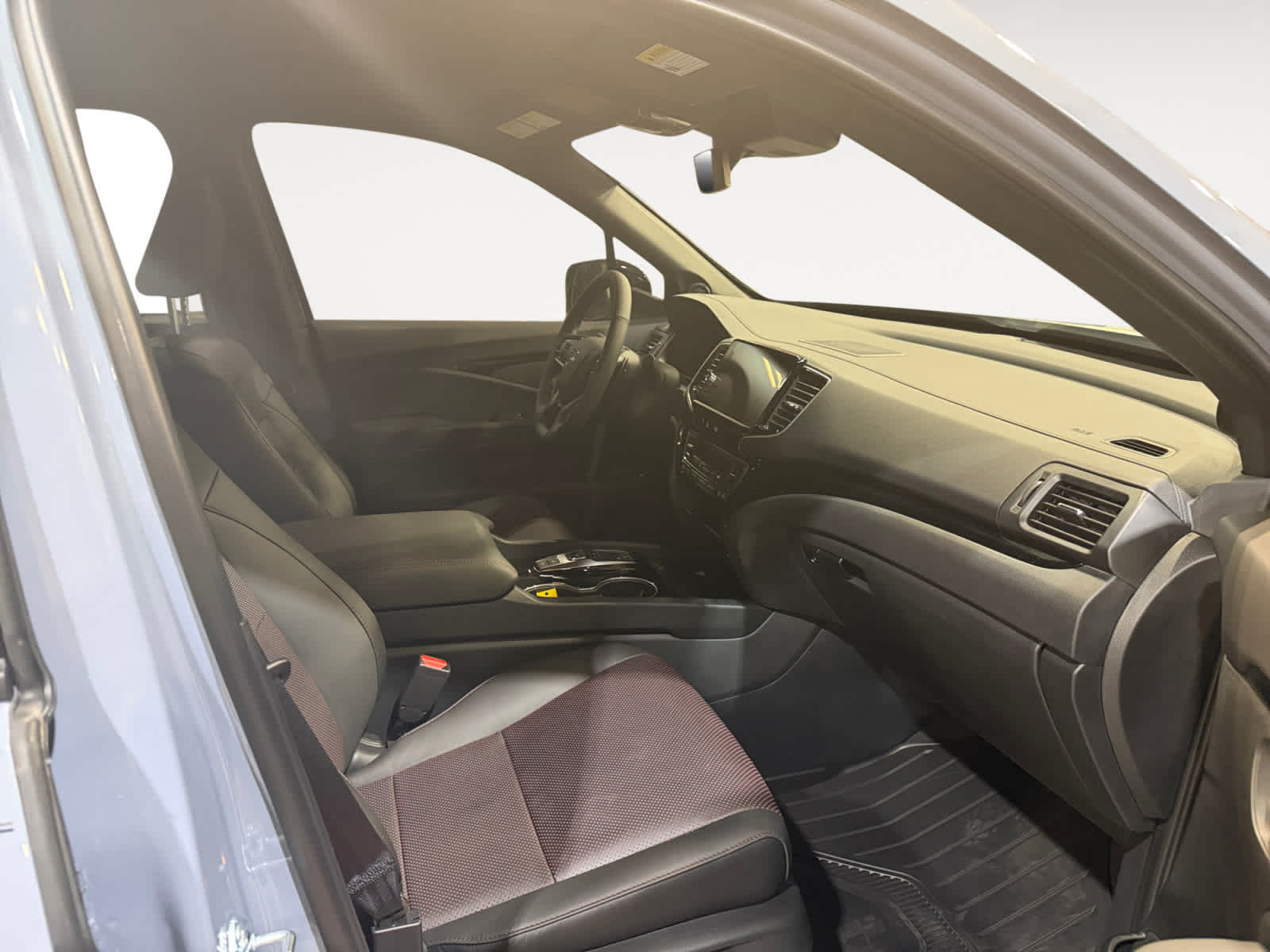 2026 Honda Ridgeline Black Edition - Photo 16