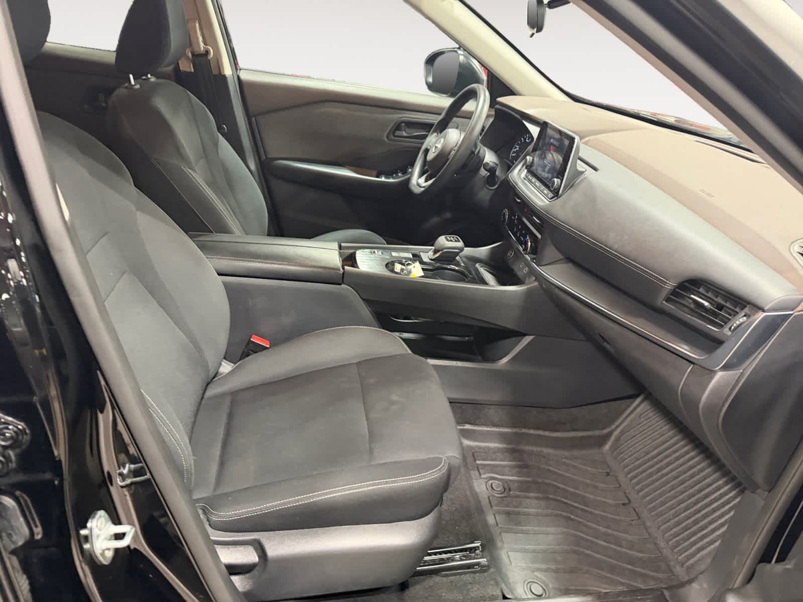 Used 2023 Nissan Rogue SUV