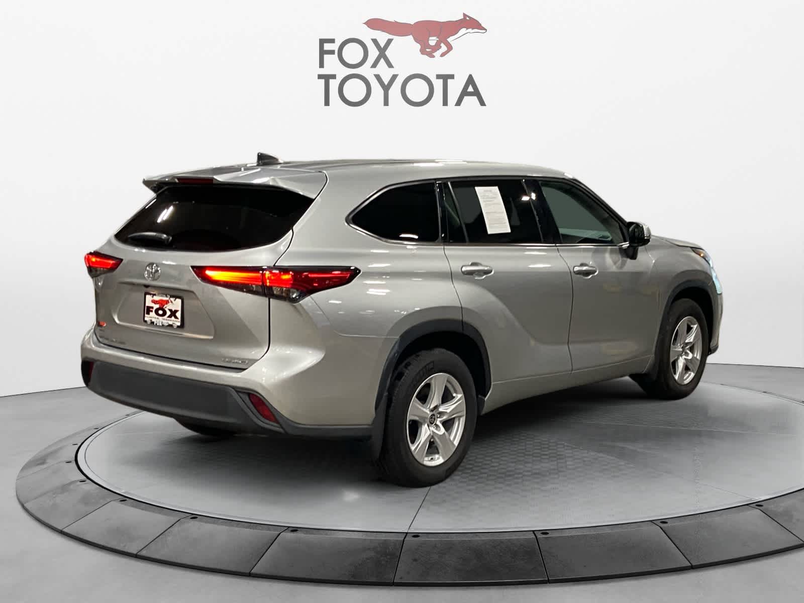 2022 Toyota Highlander LE 6