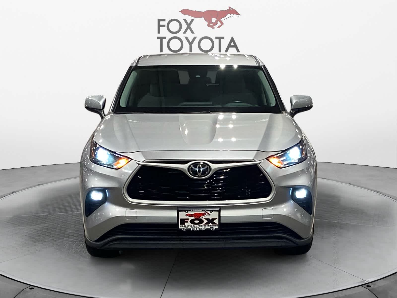 2022 Toyota Highlander LE 9