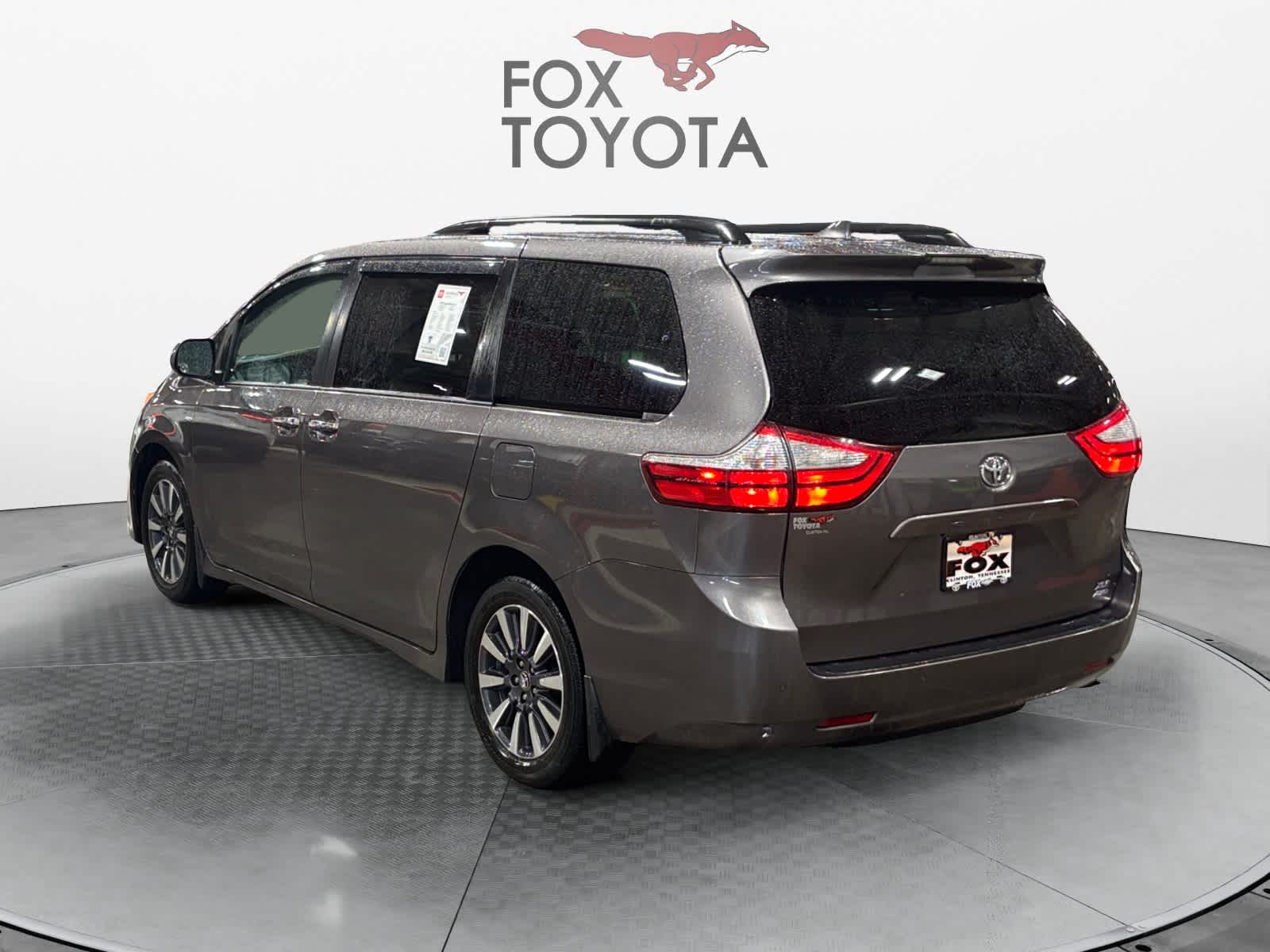 2019 Toyota Sienna XLE Premium 4