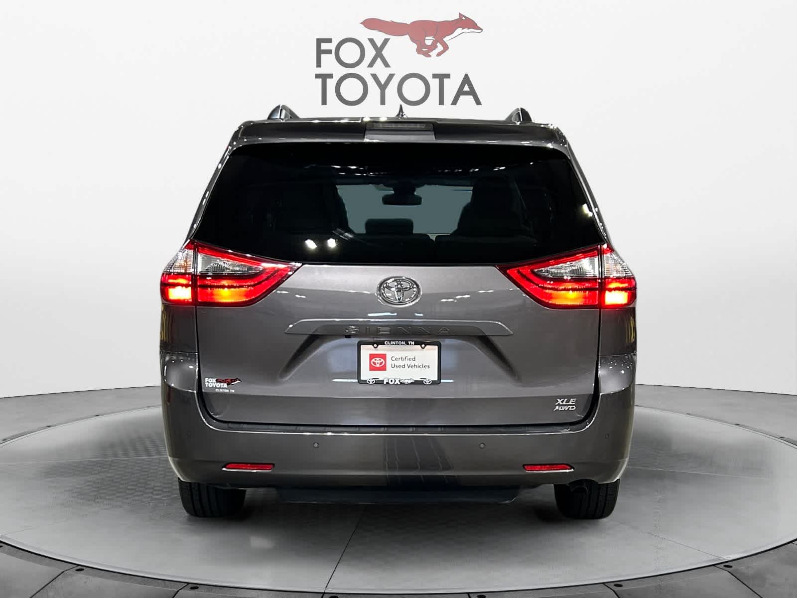 2020 Toyota Sienna XLE 5