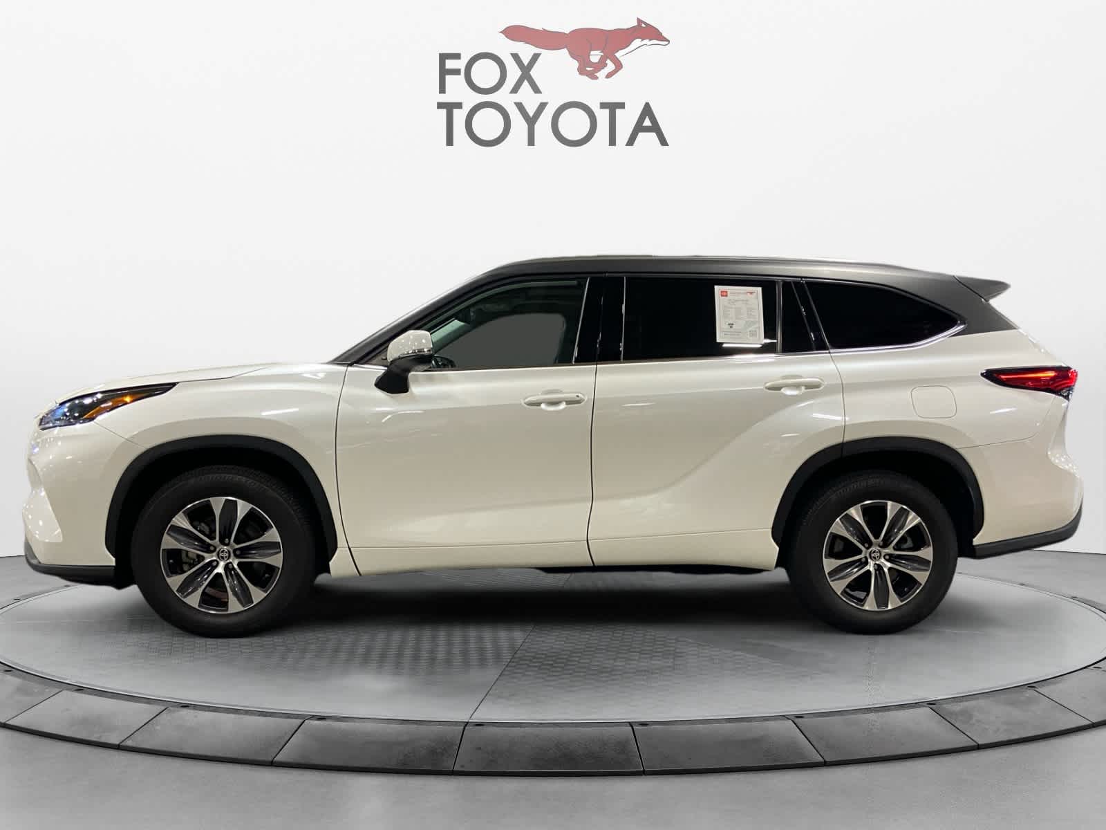 2021 Toyota Highlander XLE 3