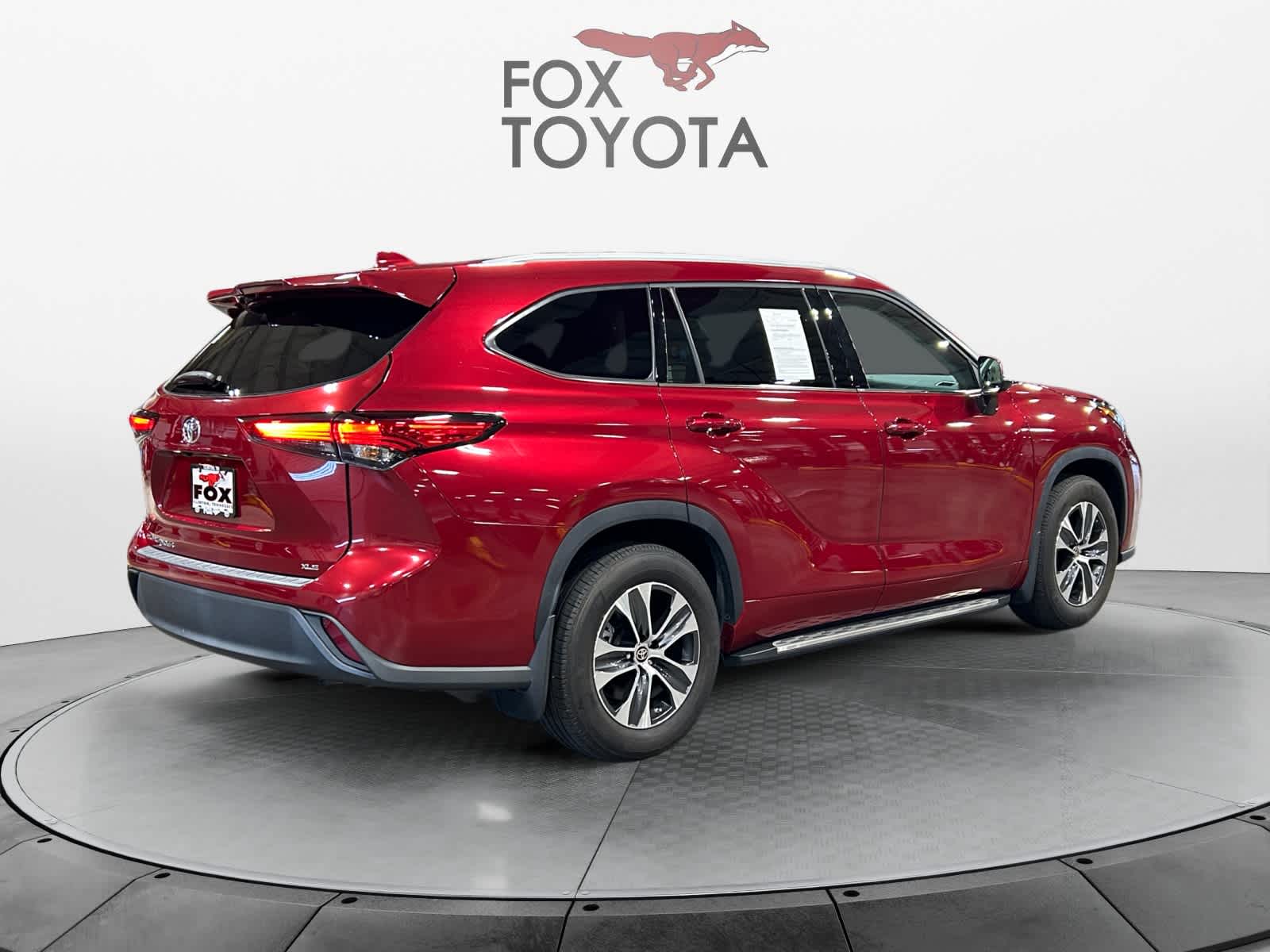 2022 Toyota Highlander XLE 7