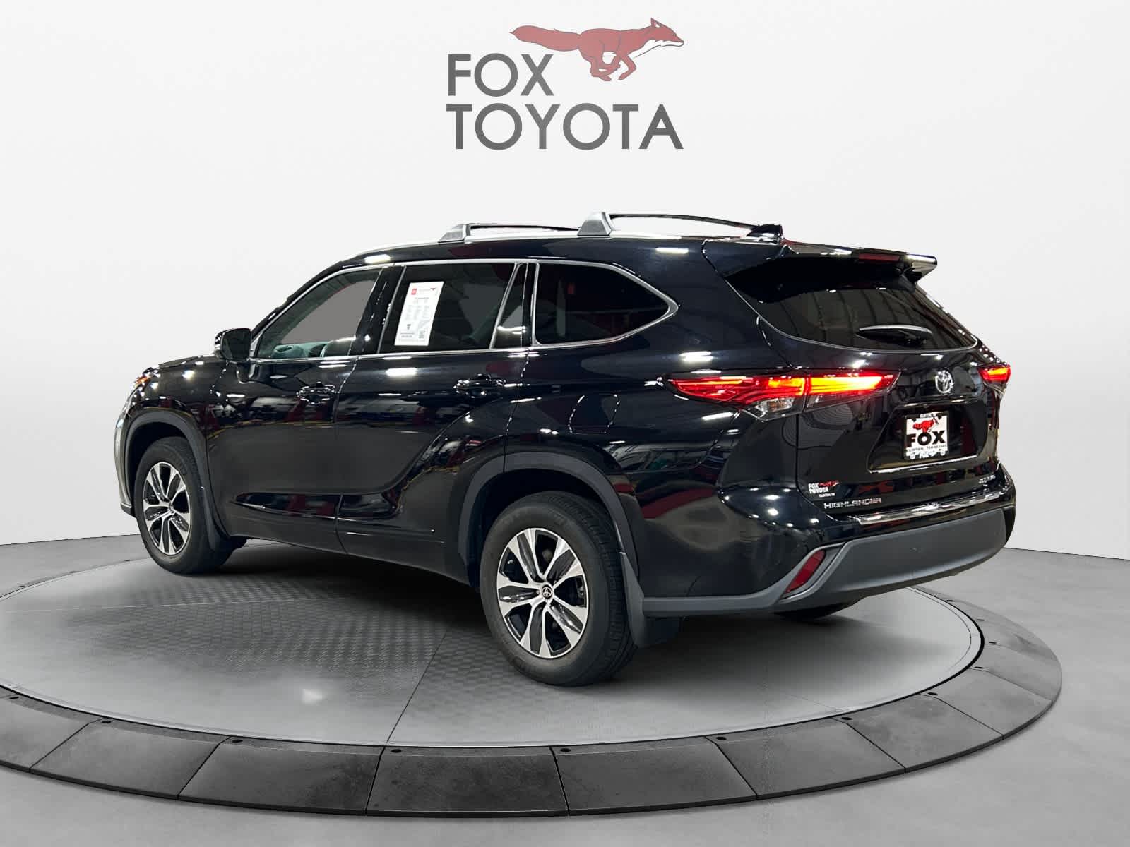 2022 Toyota Highlander XLE 3