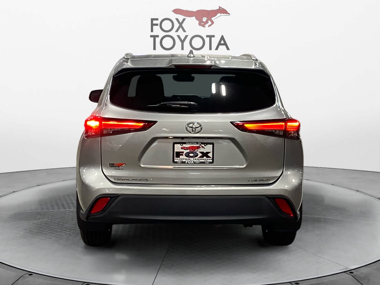 2022 Toyota Highlander XLE 5