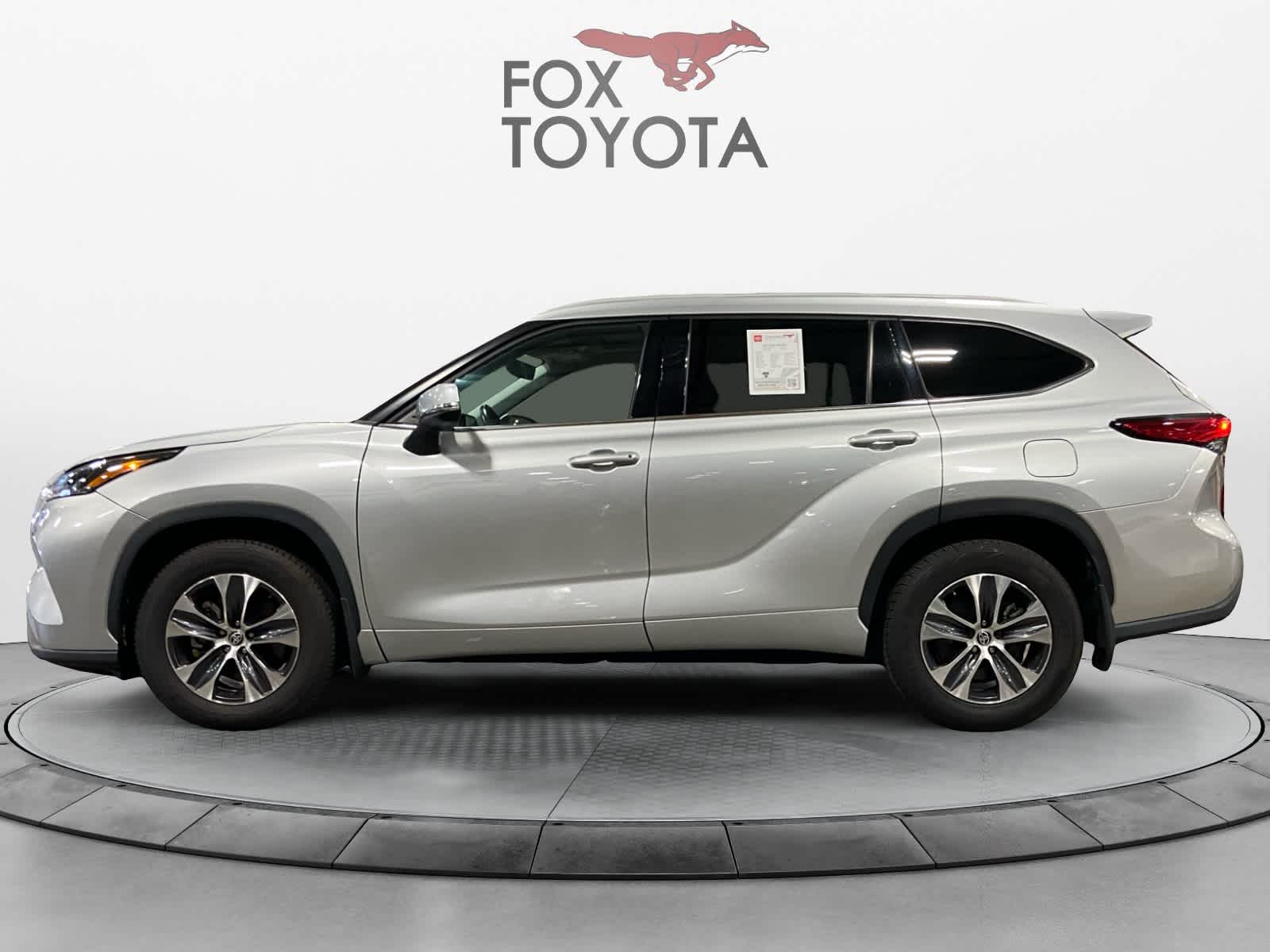 2022 Toyota Highlander XLE 3