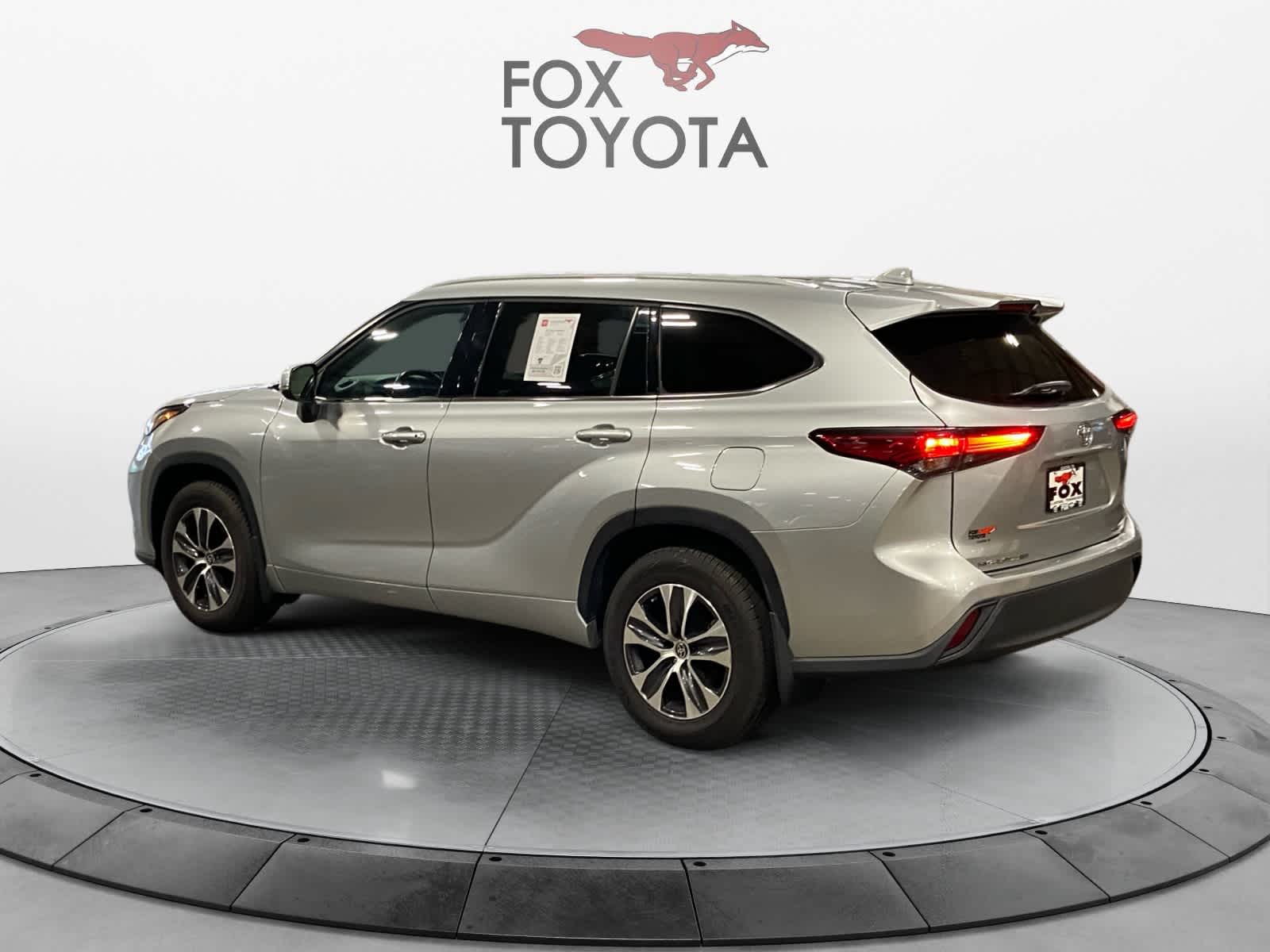 2022 Toyota Highlander XLE 4