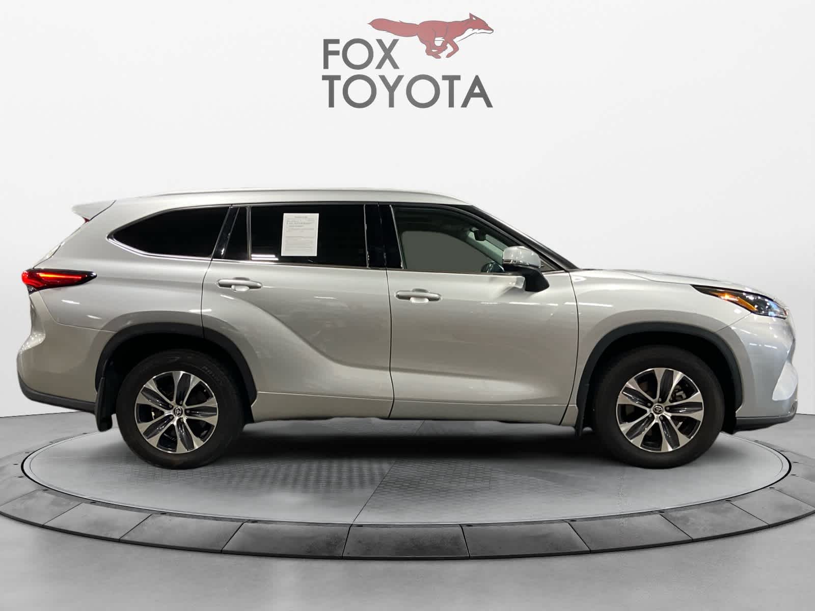 2022 Toyota Highlander XLE 7