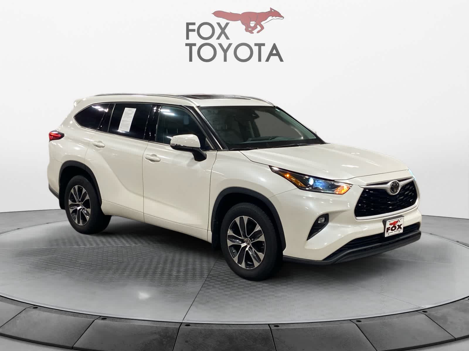 2021 Toyota Highlander XLE 8