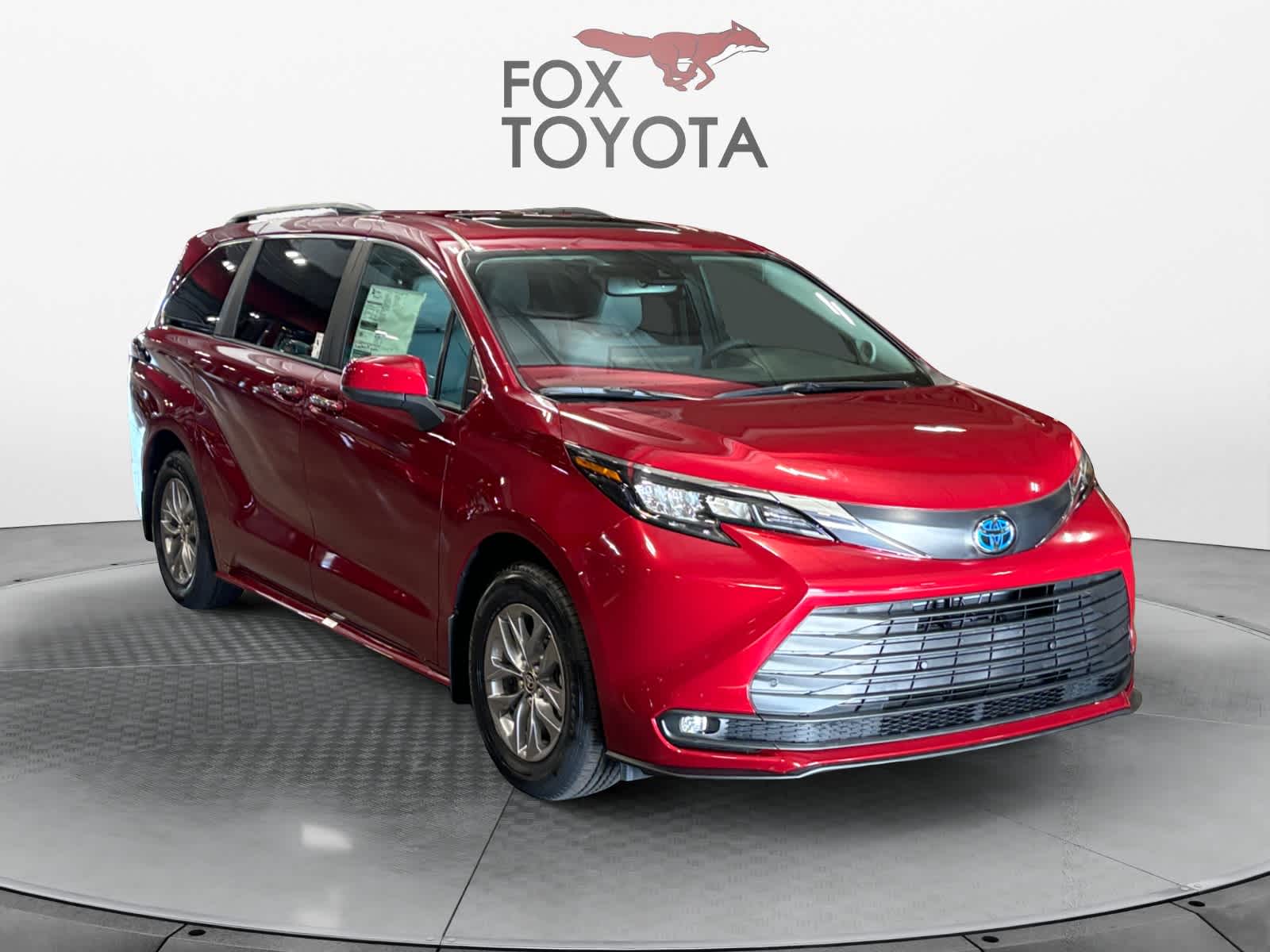 2025 Toyota Sienna XLE 7