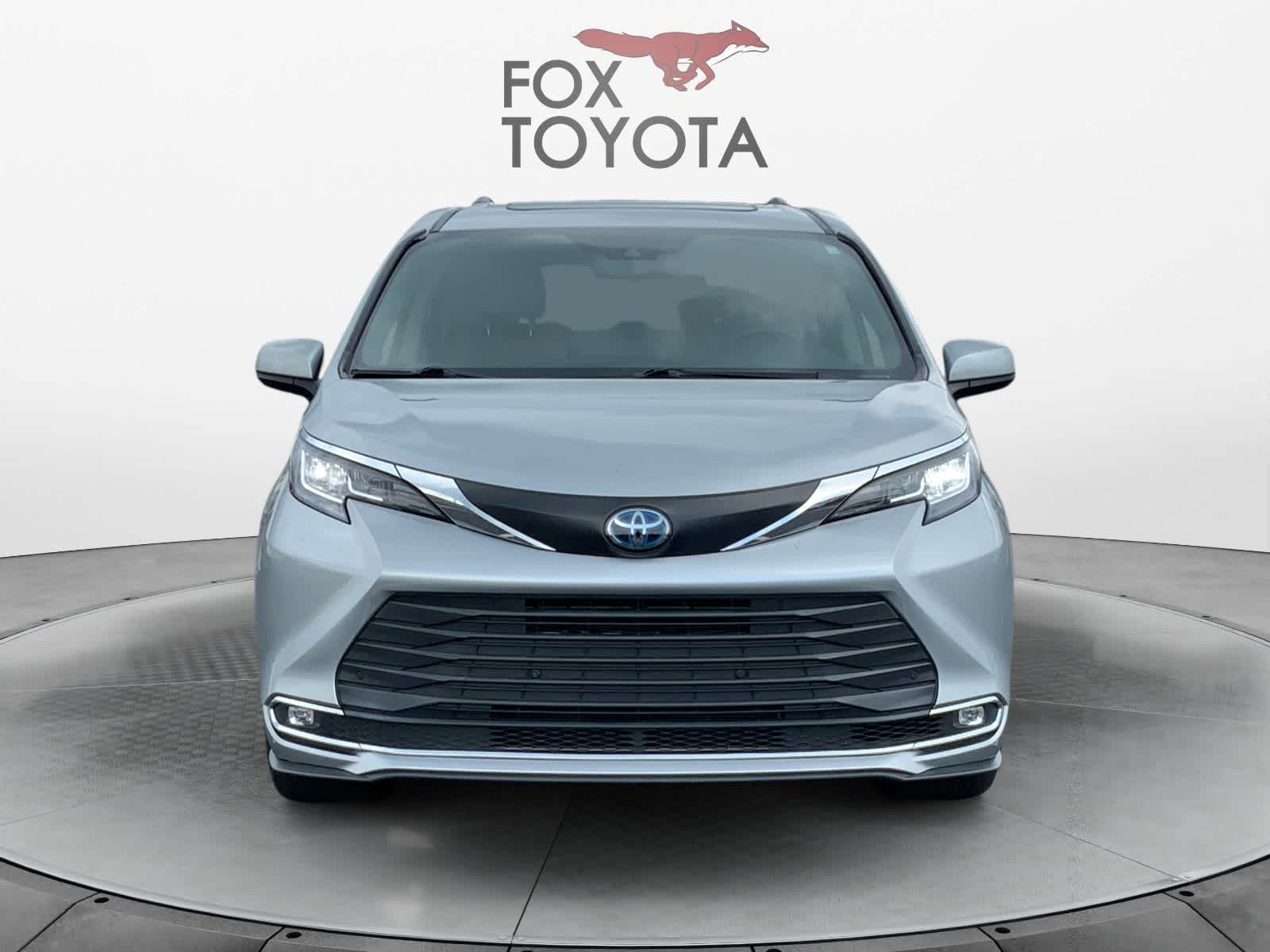 2021 Toyota Sienna XLE 9