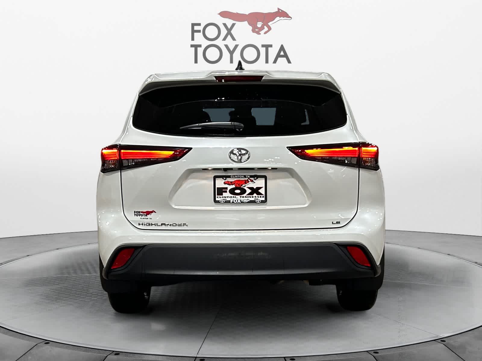 2023 Toyota Highlander LE 5