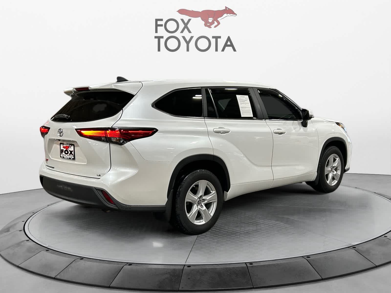 2023 Toyota Highlander LE 6