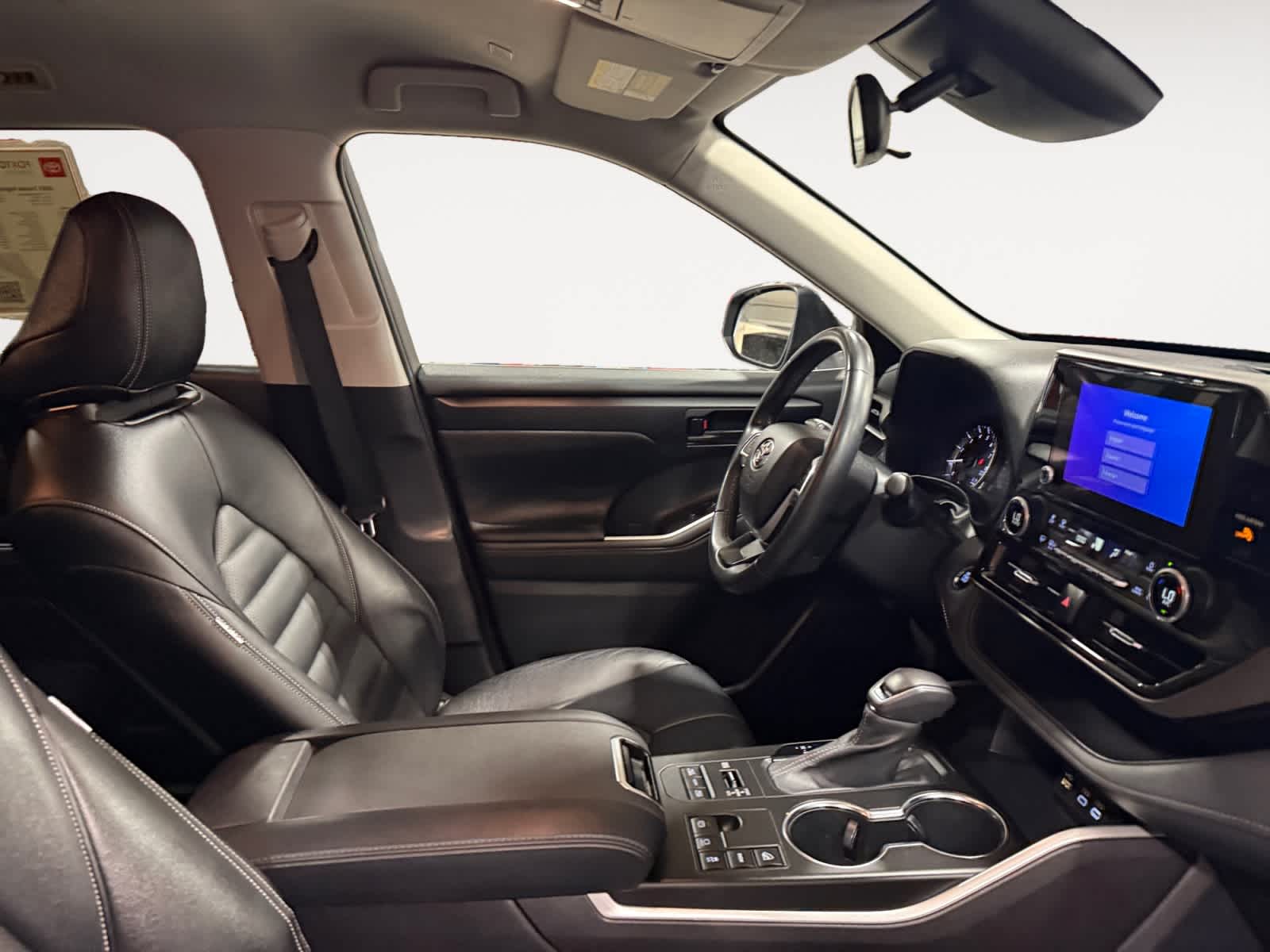Used 2023 Toyota Highlander SUV