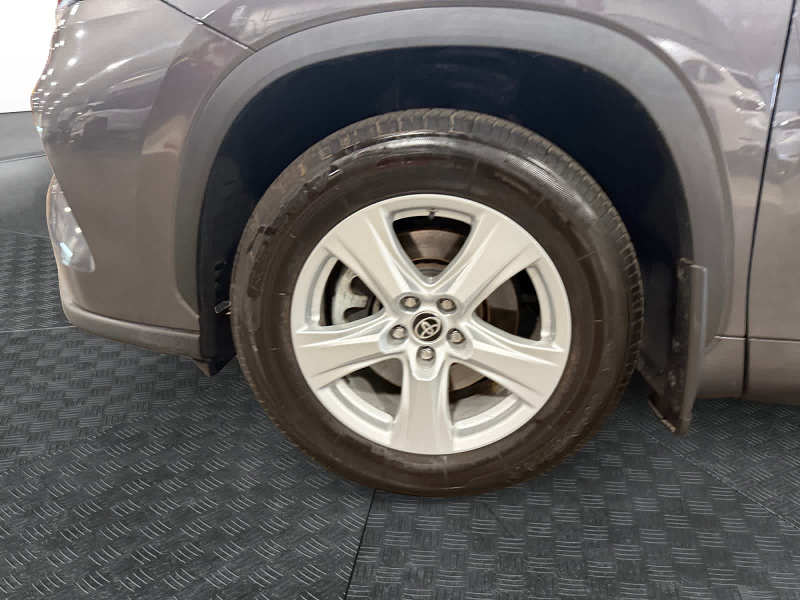 Used 2023 Toyota Highlander SUV