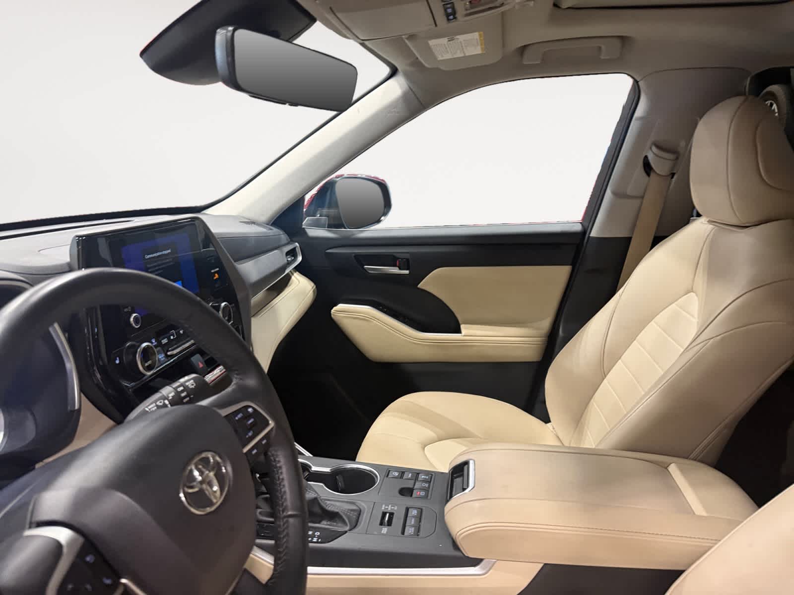 Used 2025 Toyota Highlander SUV