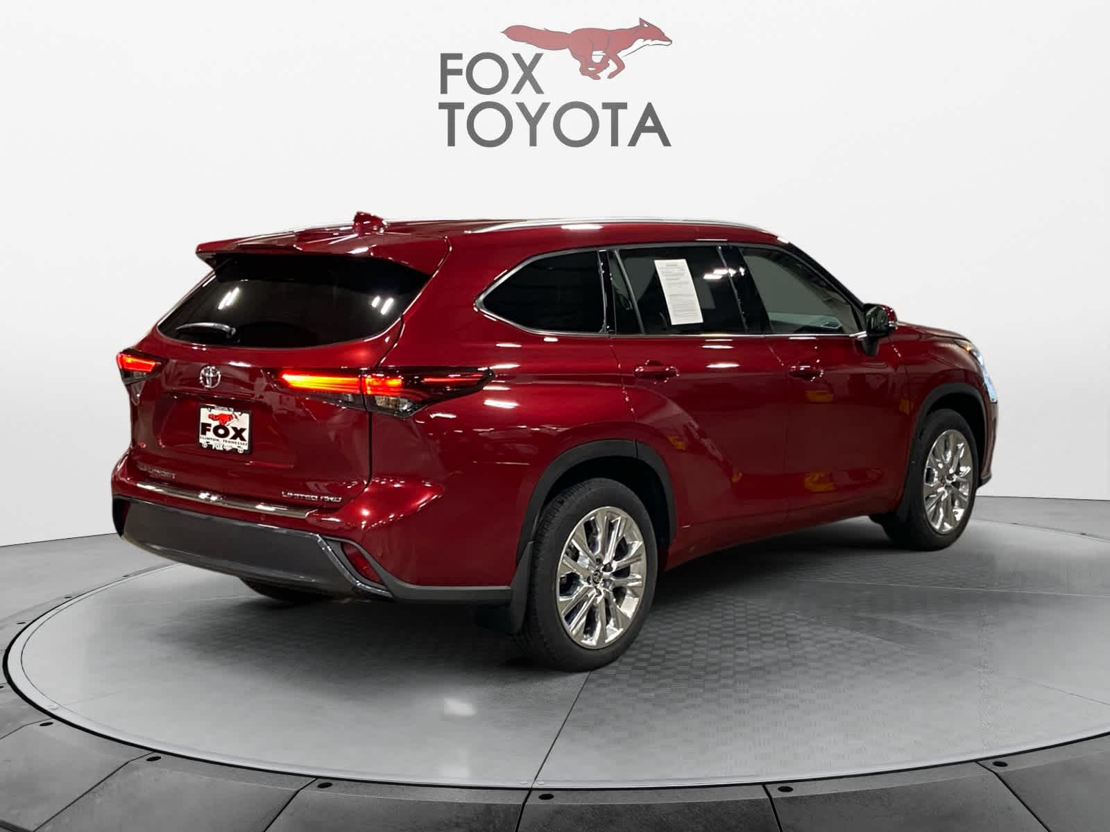 2024 Toyota Highlander Limited 6