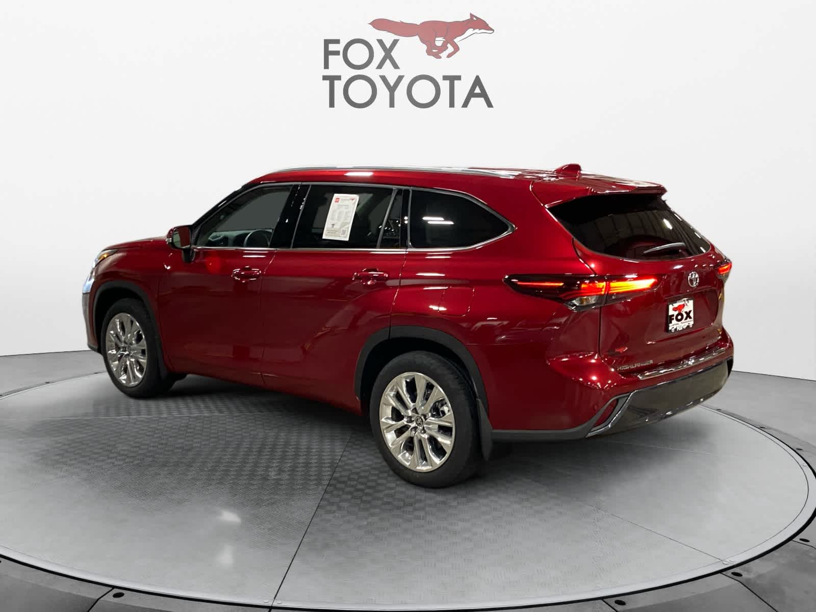 2024 Toyota Highlander Limited 4