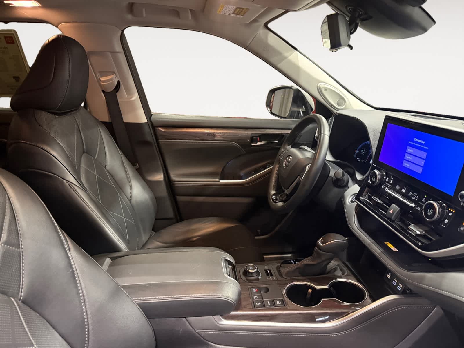 Used 2024 Toyota Highlander SUV