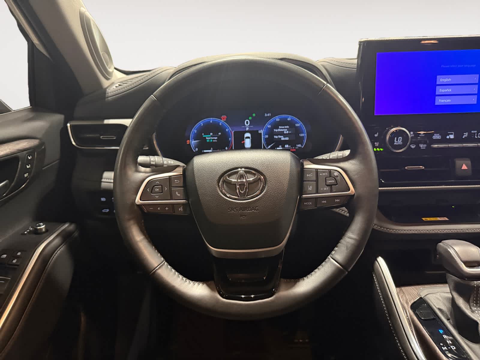 Used 2024 Toyota Highlander SUV