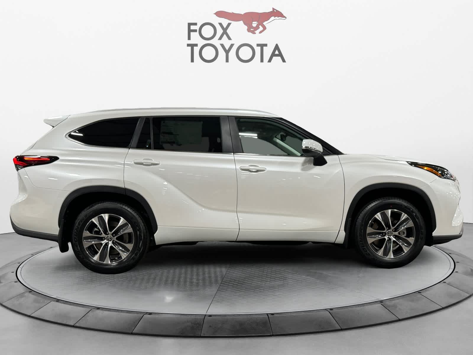 2024 Toyota Highlander XLE 7