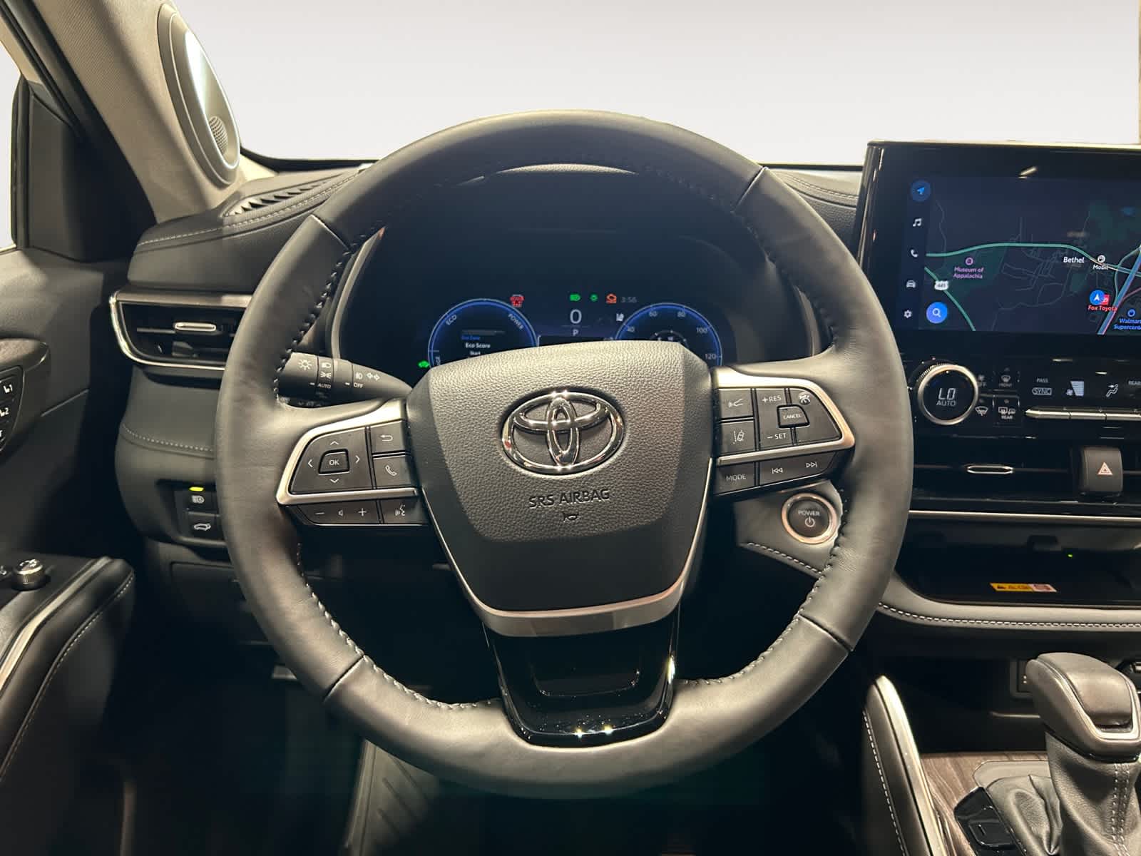 2024 Toyota Highlander Hybrid Limited 13