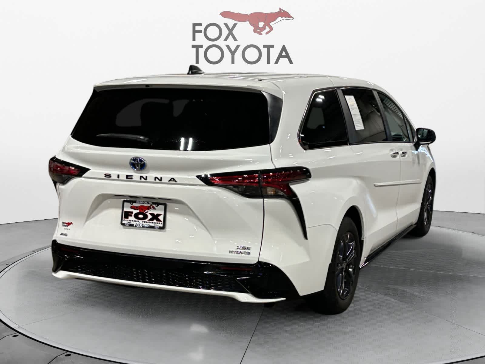 2024 Toyota Sienna XSE 6