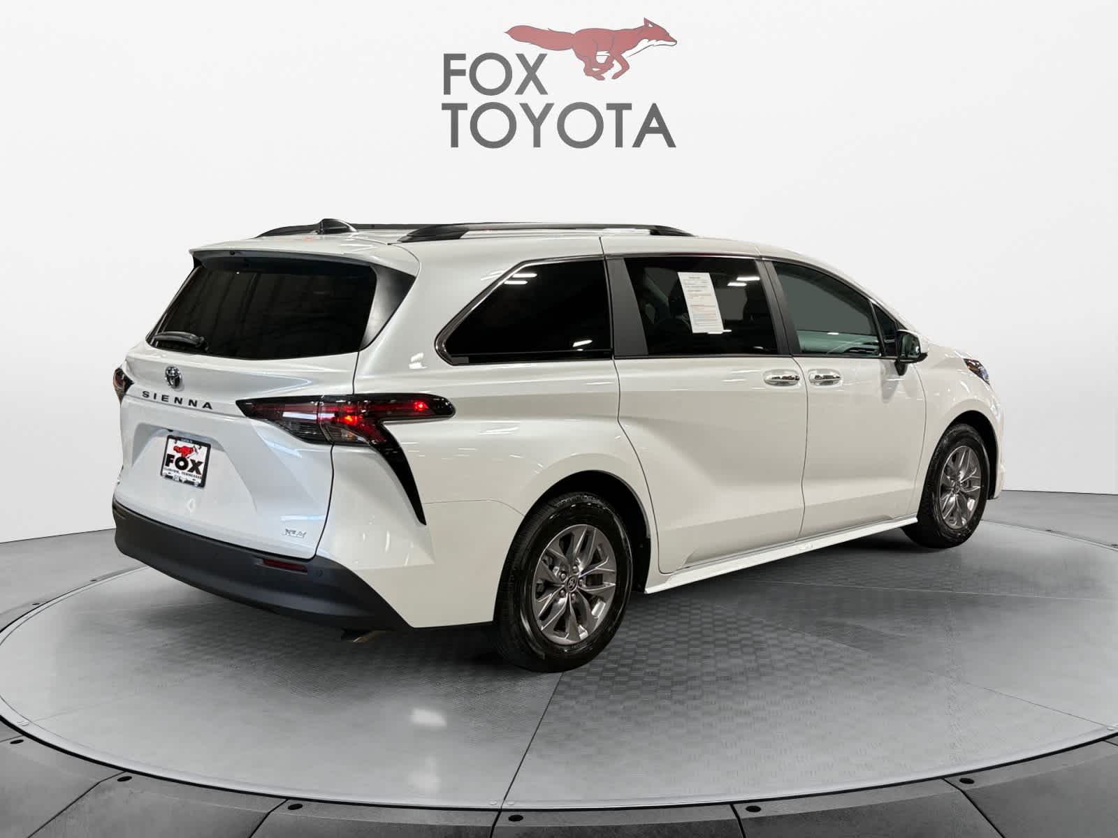 Used 2026 Toyota Sienna Van
