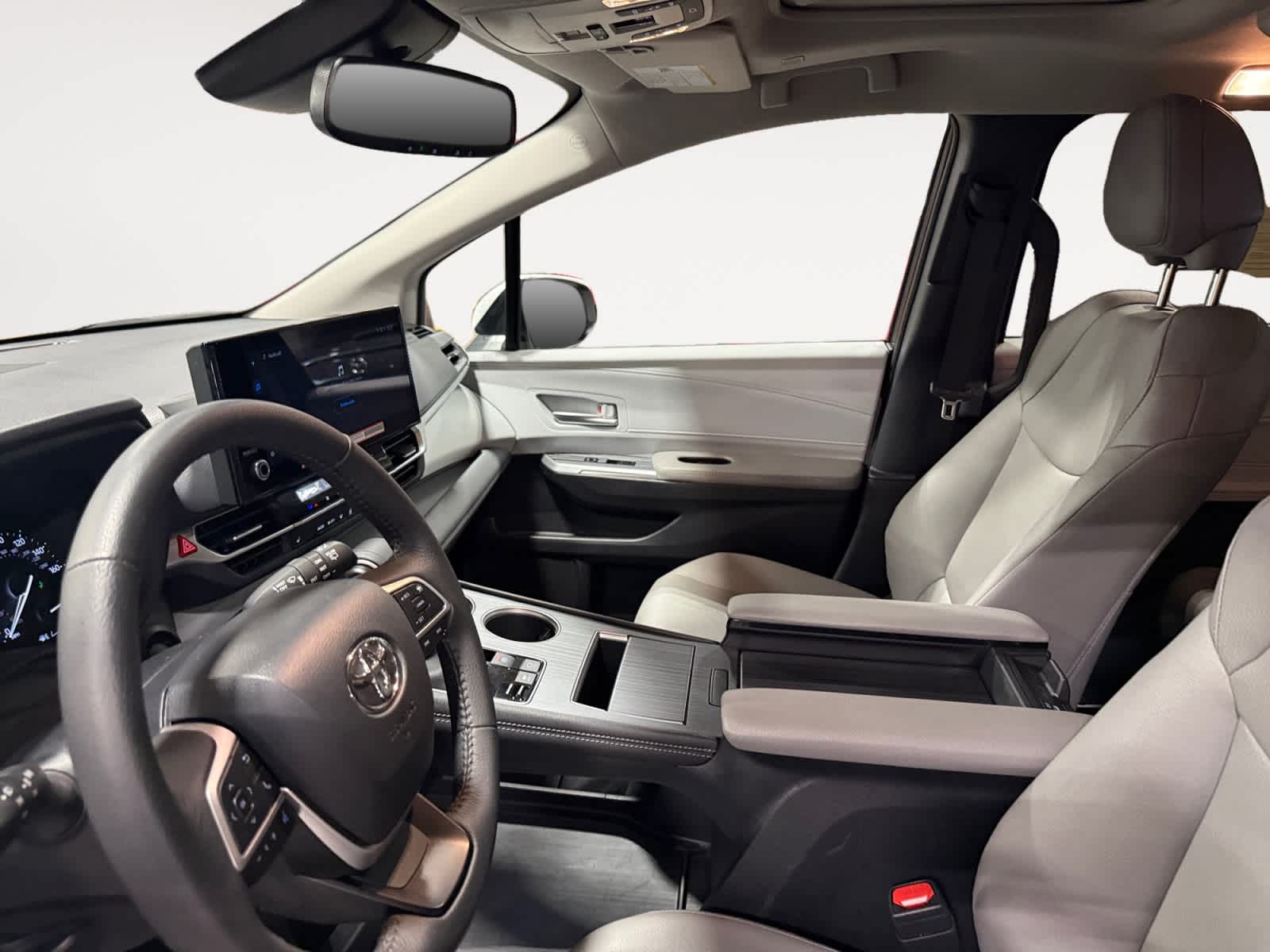 Used 2026 Toyota Sienna Van