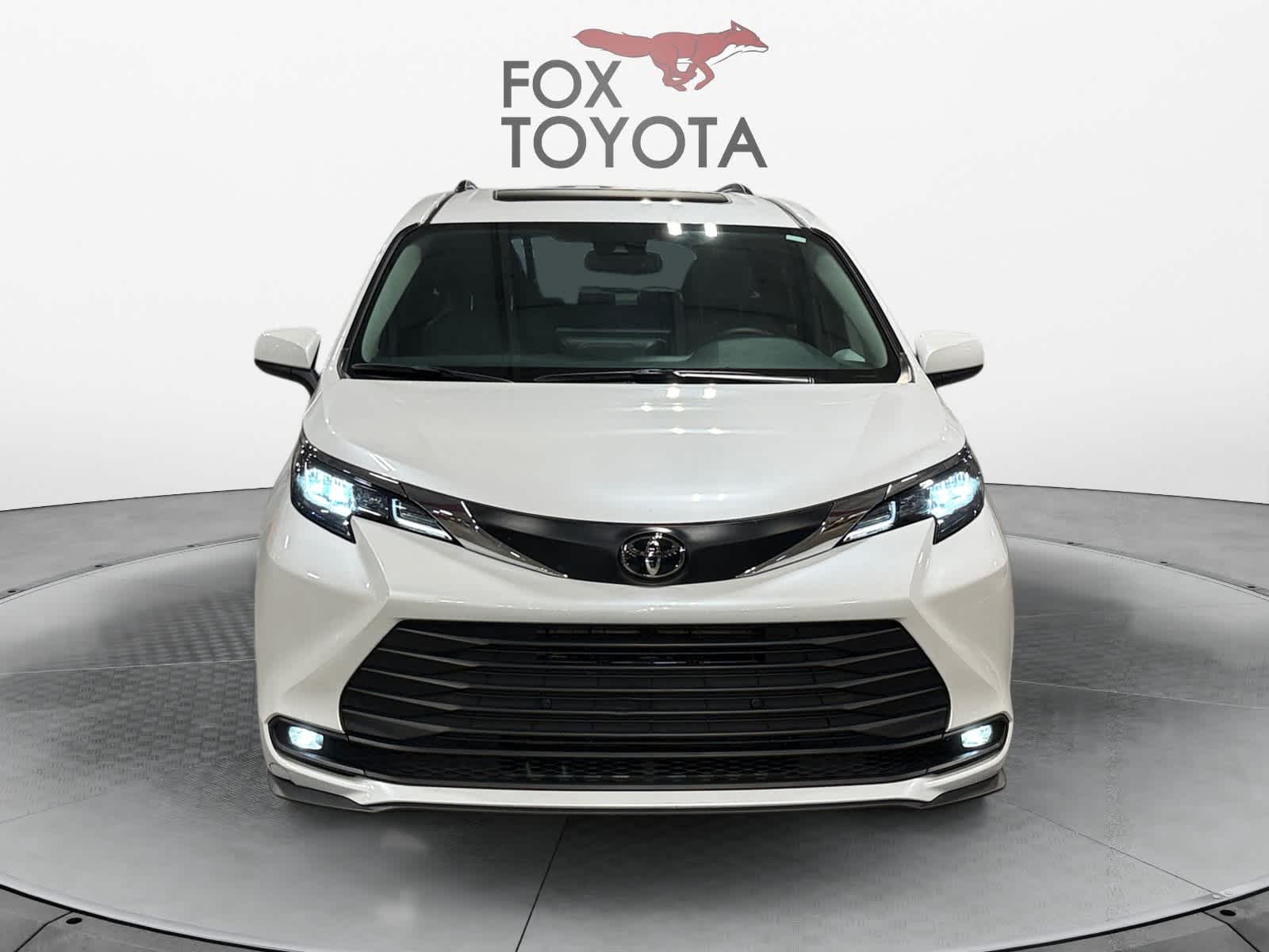 Used 2026 Toyota Sienna Van