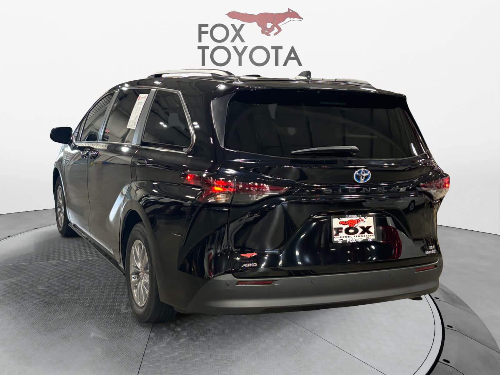 2024 Toyota Sienna XLE 4