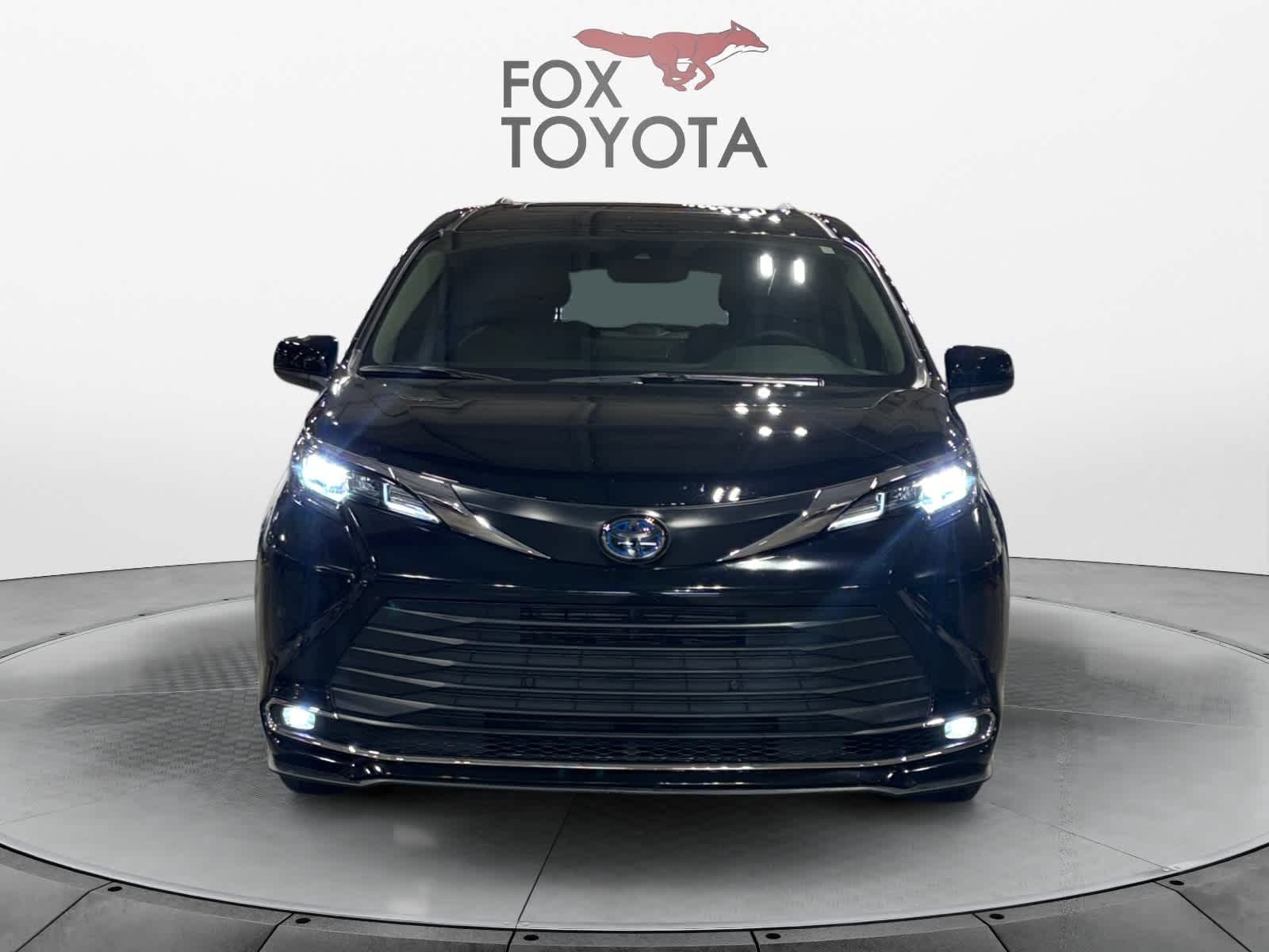 2024 Toyota Sienna XLE 9