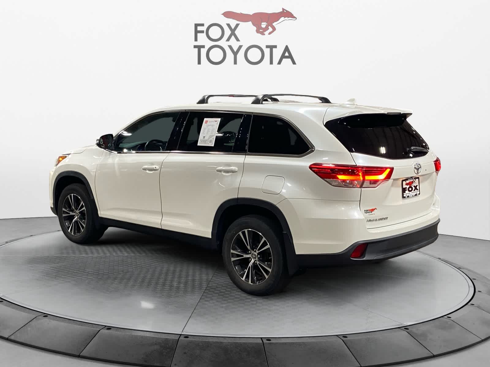 2019 Toyota Highlander LE Plus 4