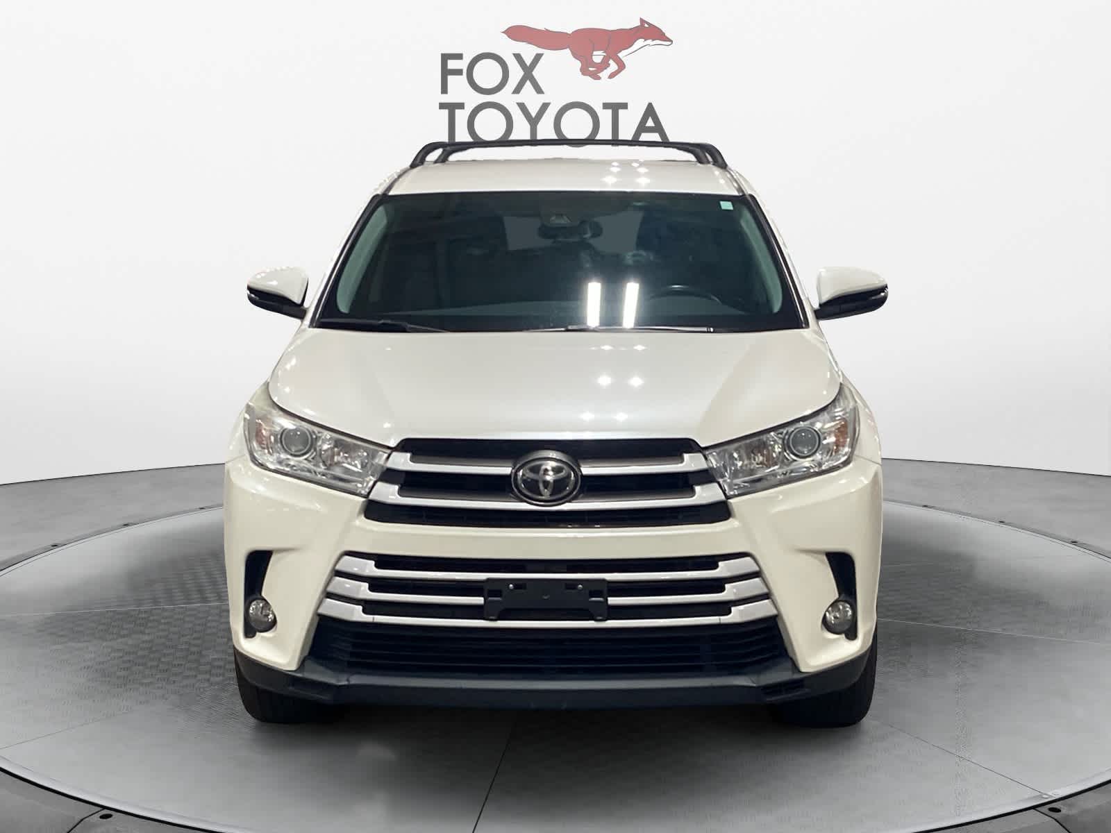 2019 Toyota Highlander LE Plus 9