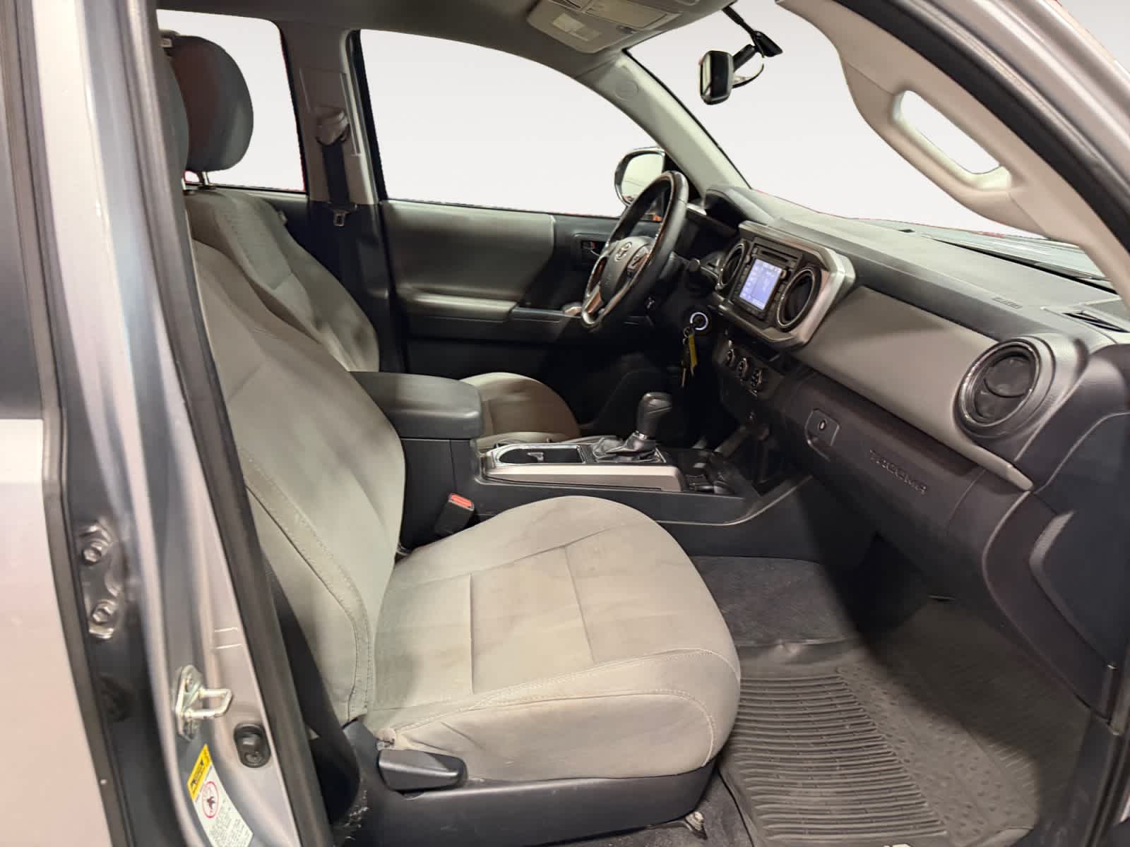 Used 2017 Toyota Tacoma Truck