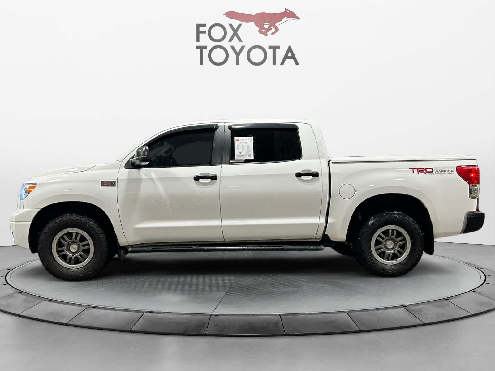 2013 Toyota Tundra CREW 4WD FFV V8 5 CrewMax 5.7L FFV V8 6-Spd AT 3