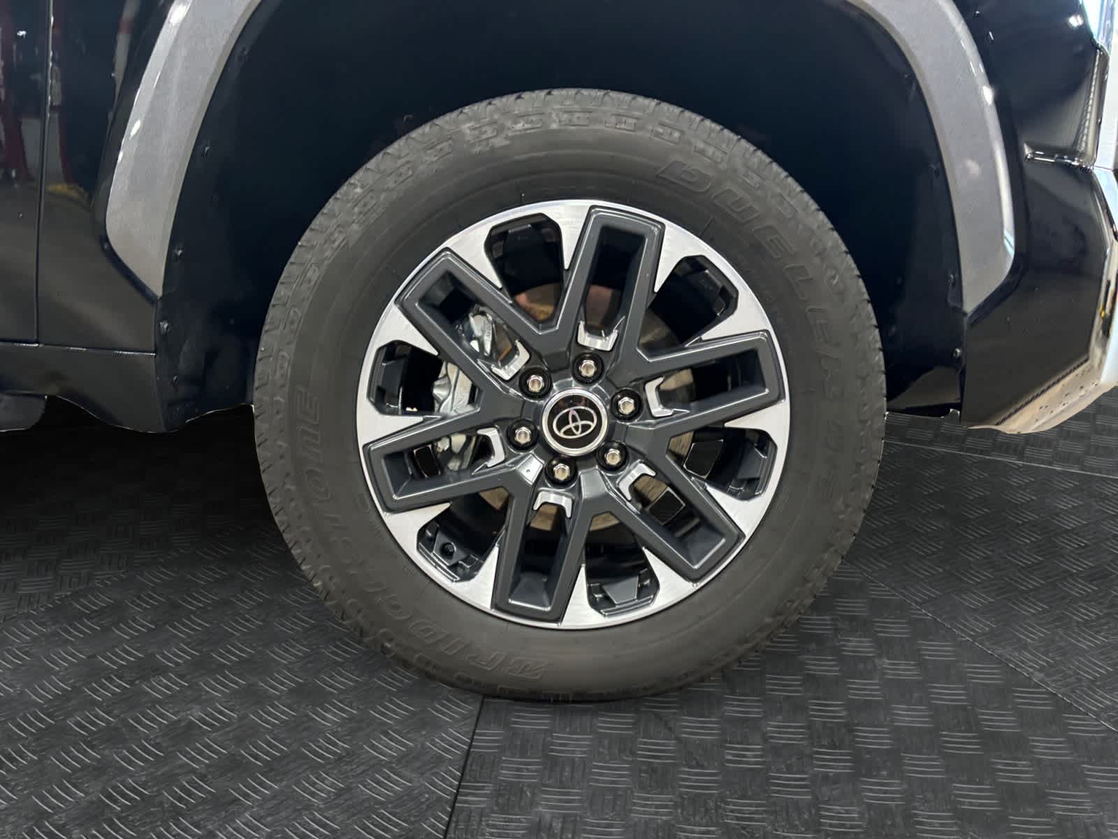 2024 Toyota Tundra Limited CrewMax 5.5 Bed 15