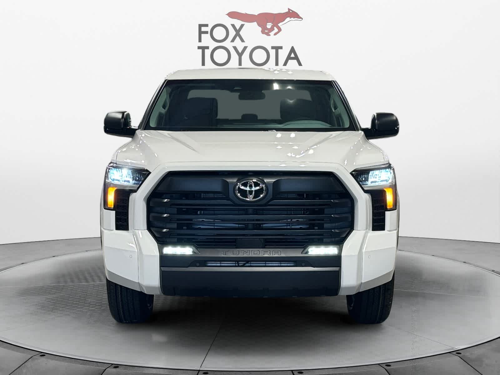 2024 Toyota Tundra SR5 CrewMax 5.5 Bed 8