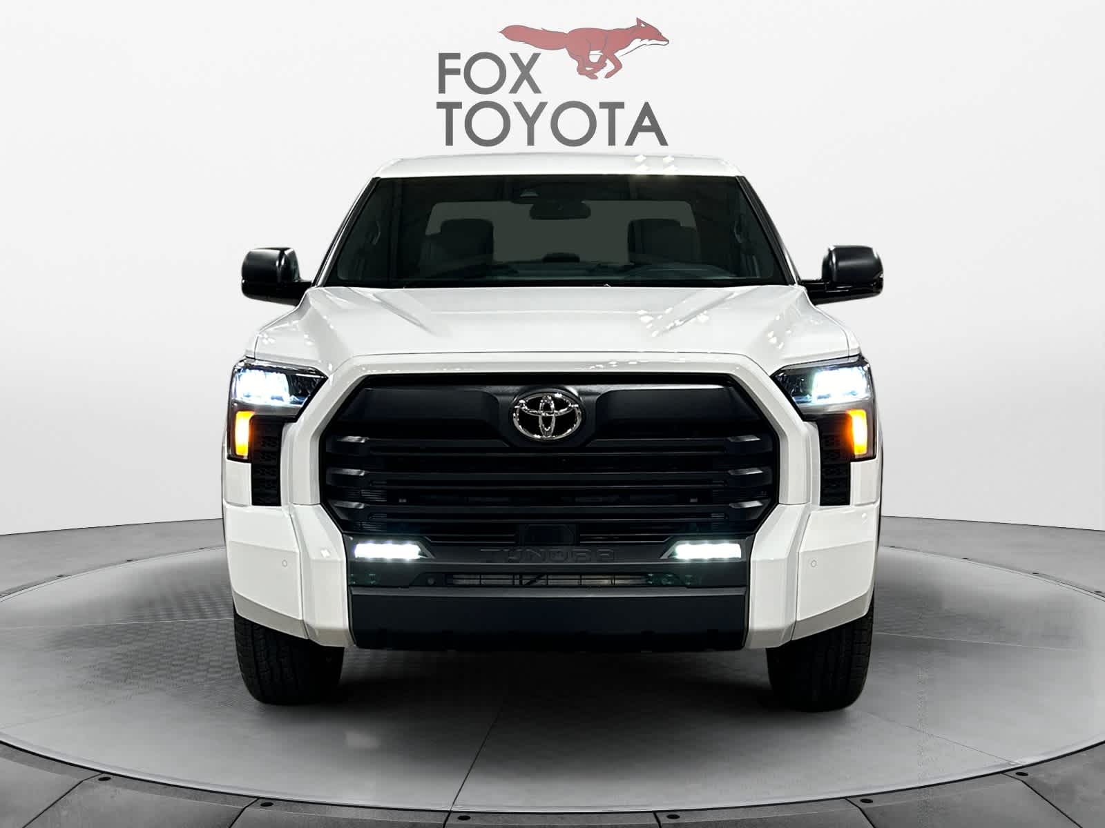 2025 Toyota Tundra SR5 CrewMax 5.5 Bed 8