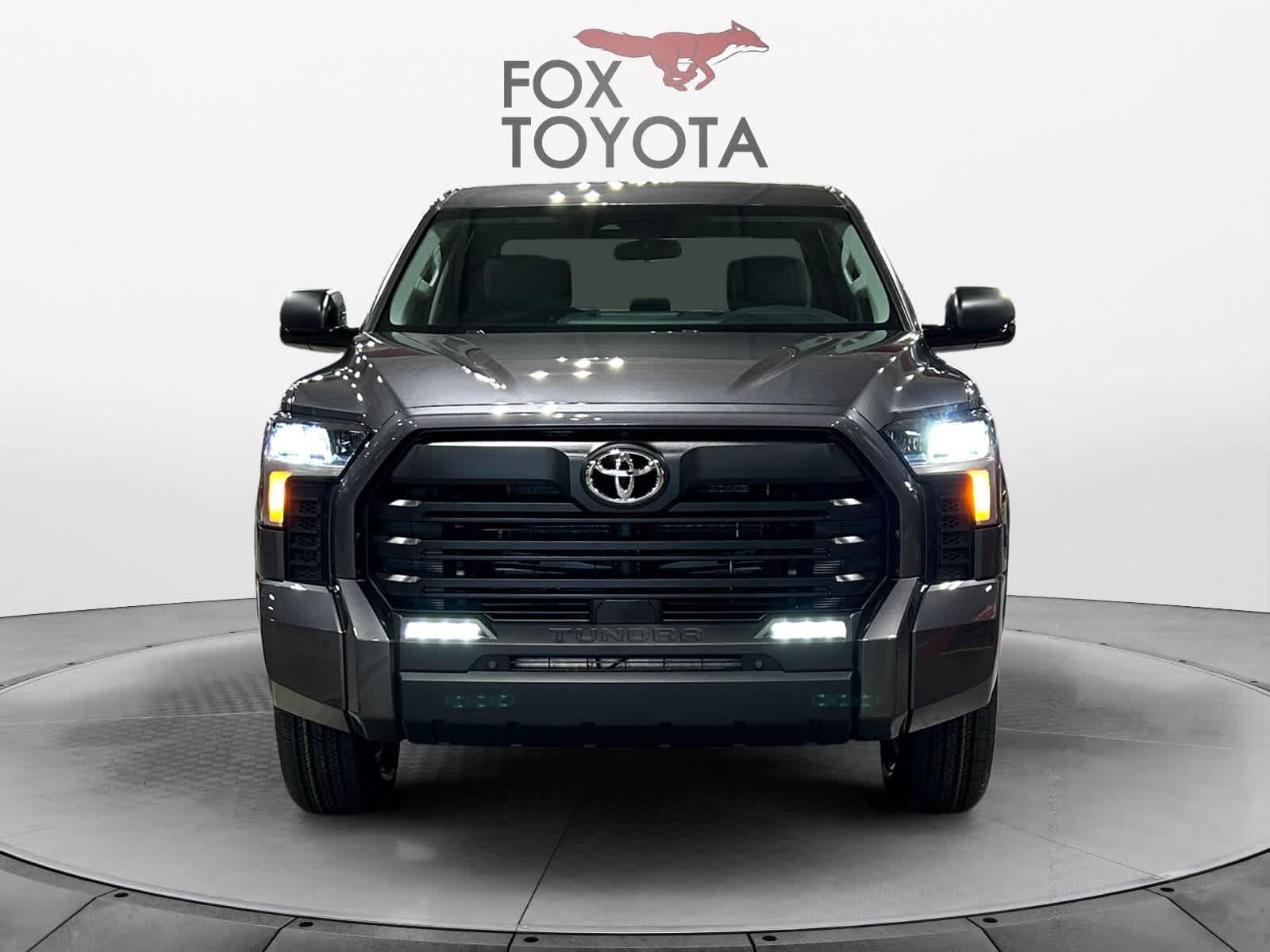 2024 Toyota Tundra SR5 CrewMax 5.5 Bed 8