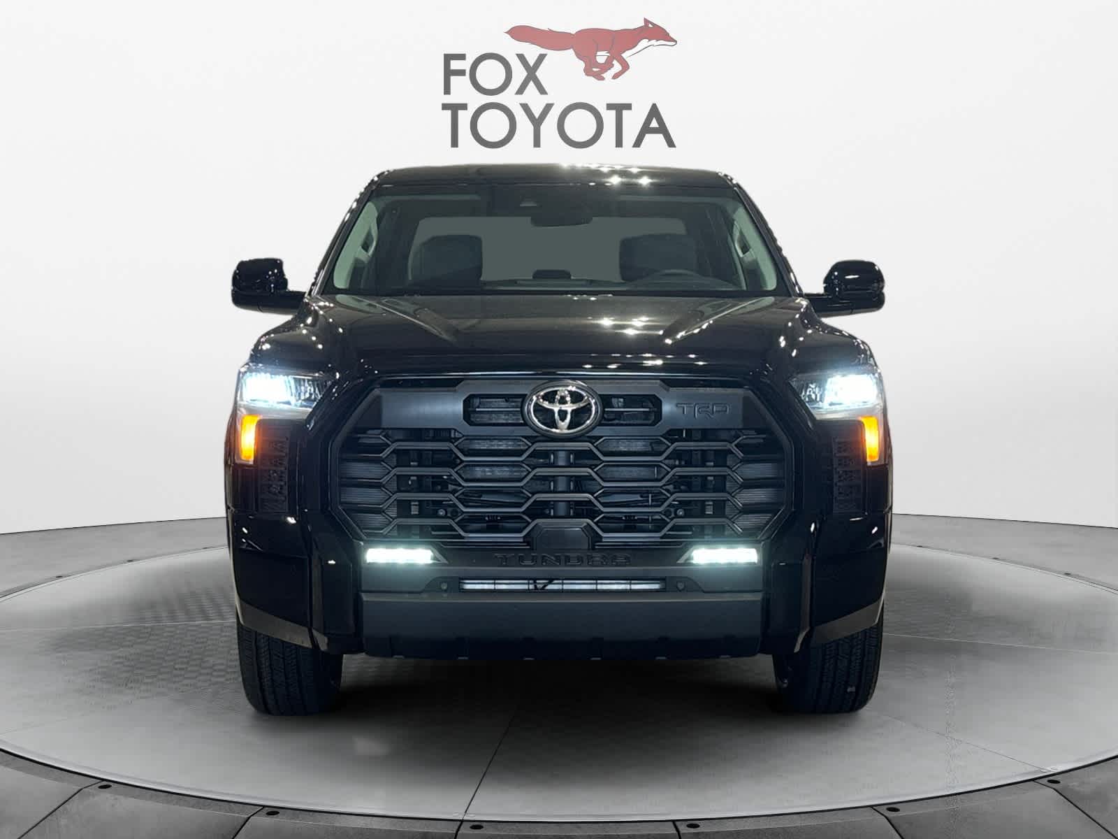 2024 Toyota Tundra SR5 CrewMax 5.5 Bed 8